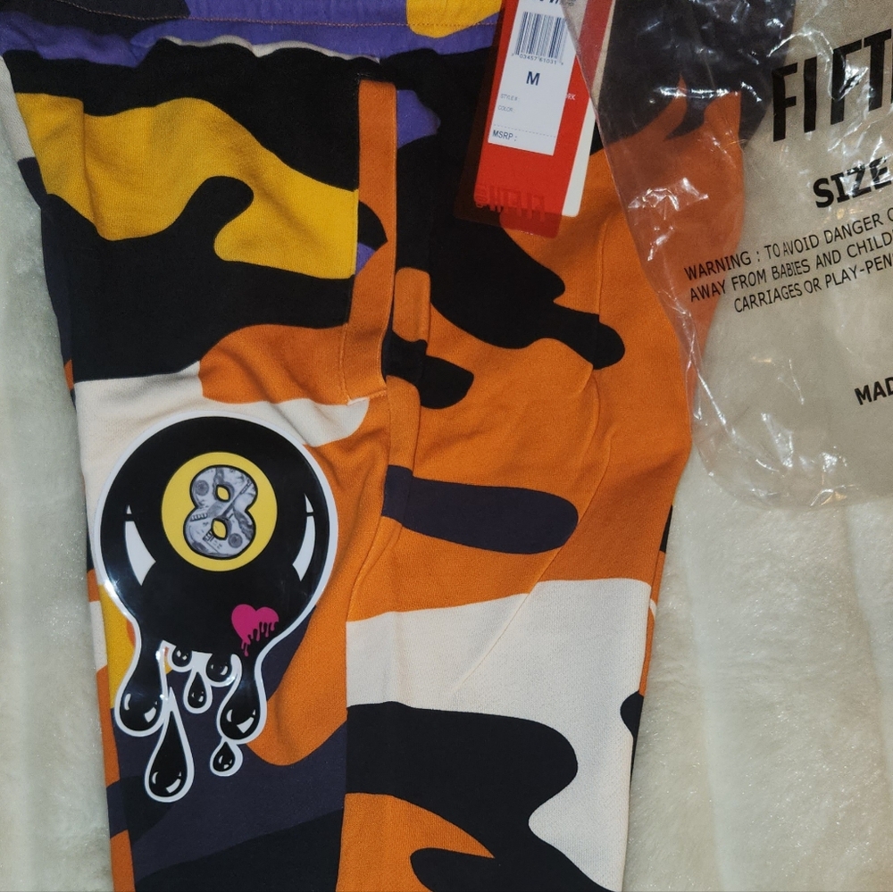 Fifth loop orange camo drawstring shorts Size M
